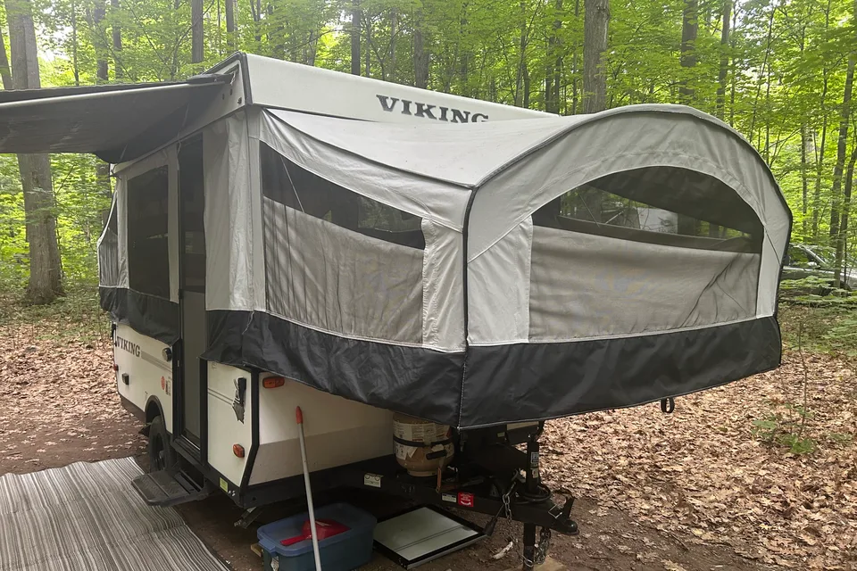 Clinton's Forest River Viking 2070 Tent Trailer