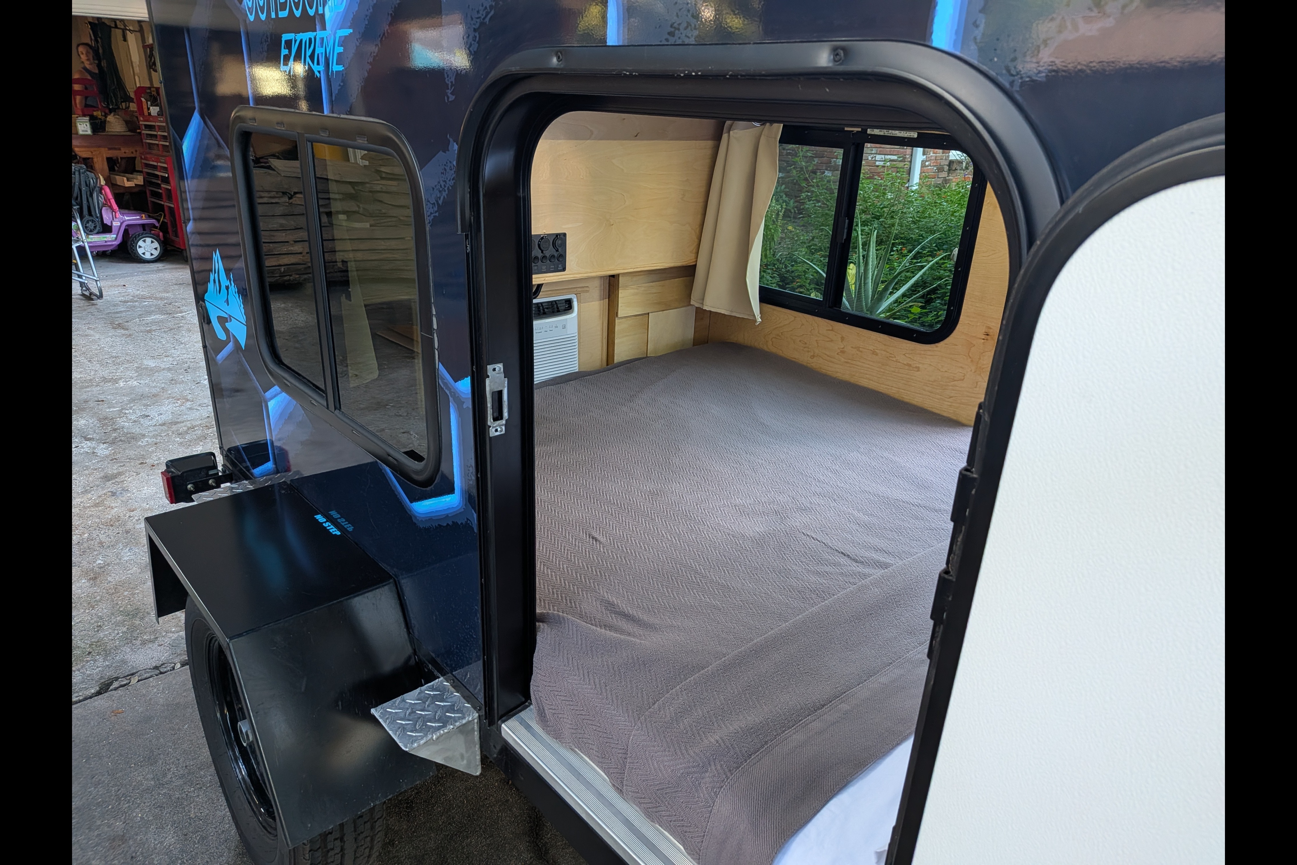 Outbound Micro Extreme Trailer