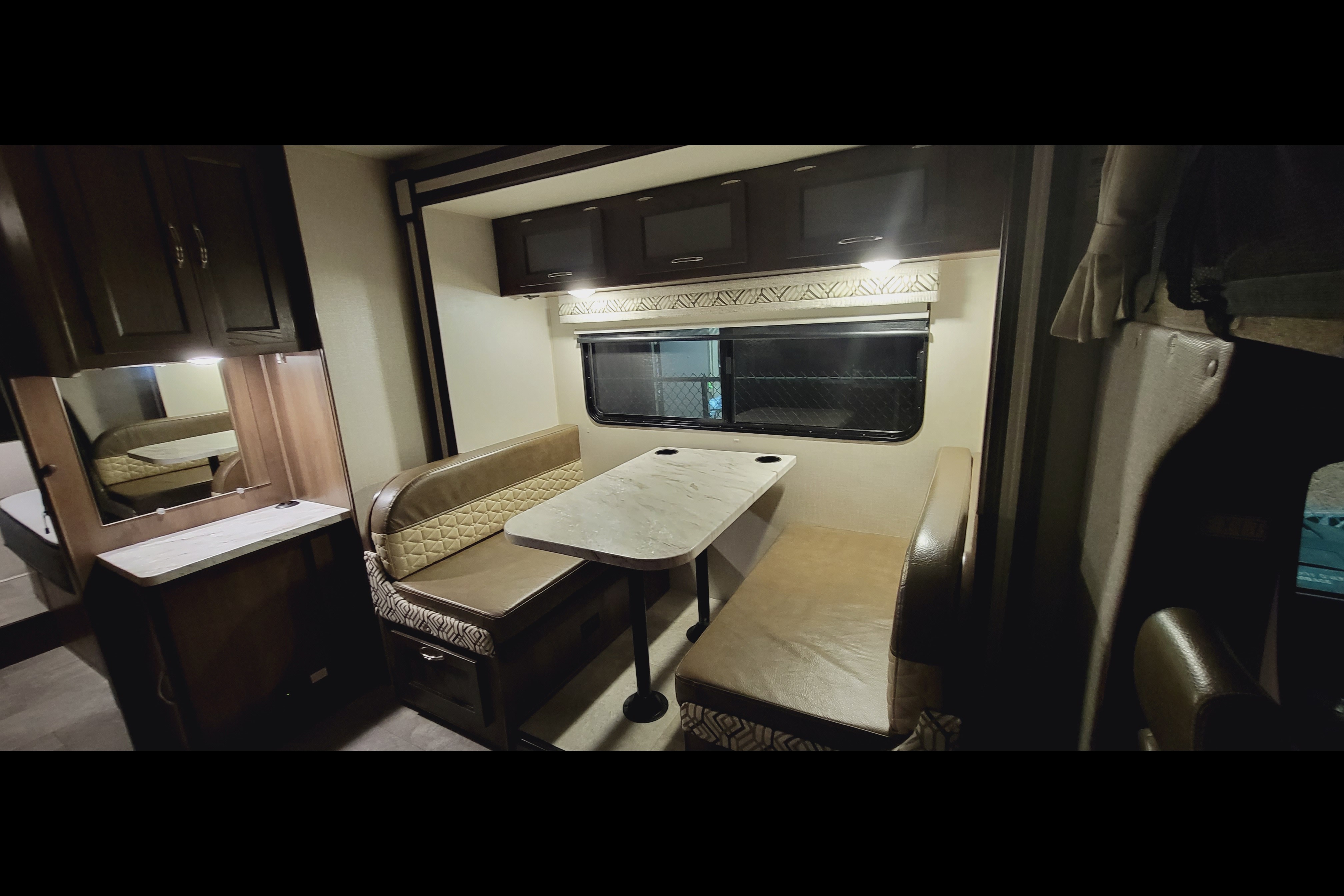 The Silver Star Suite - Double-Slide Deluxe Mercedes Benz Prism 2300DS Exclusive Rental