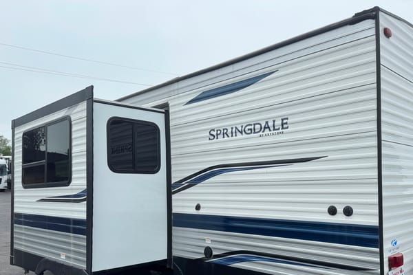 Keystone Springdale 240BHS! Perfect size bunk model !