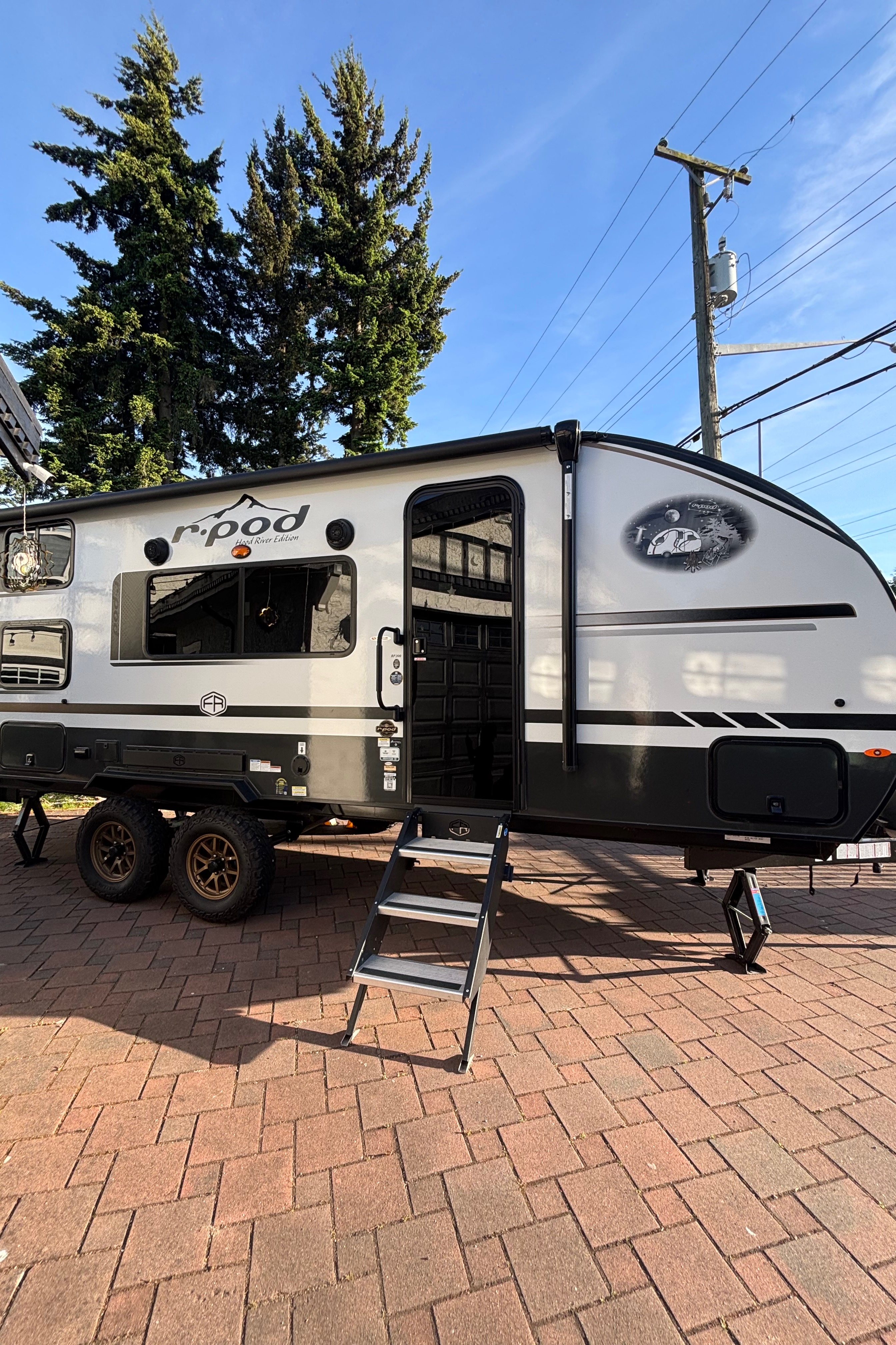 The Beijů- 2026 RPod 200 Travel Trailer