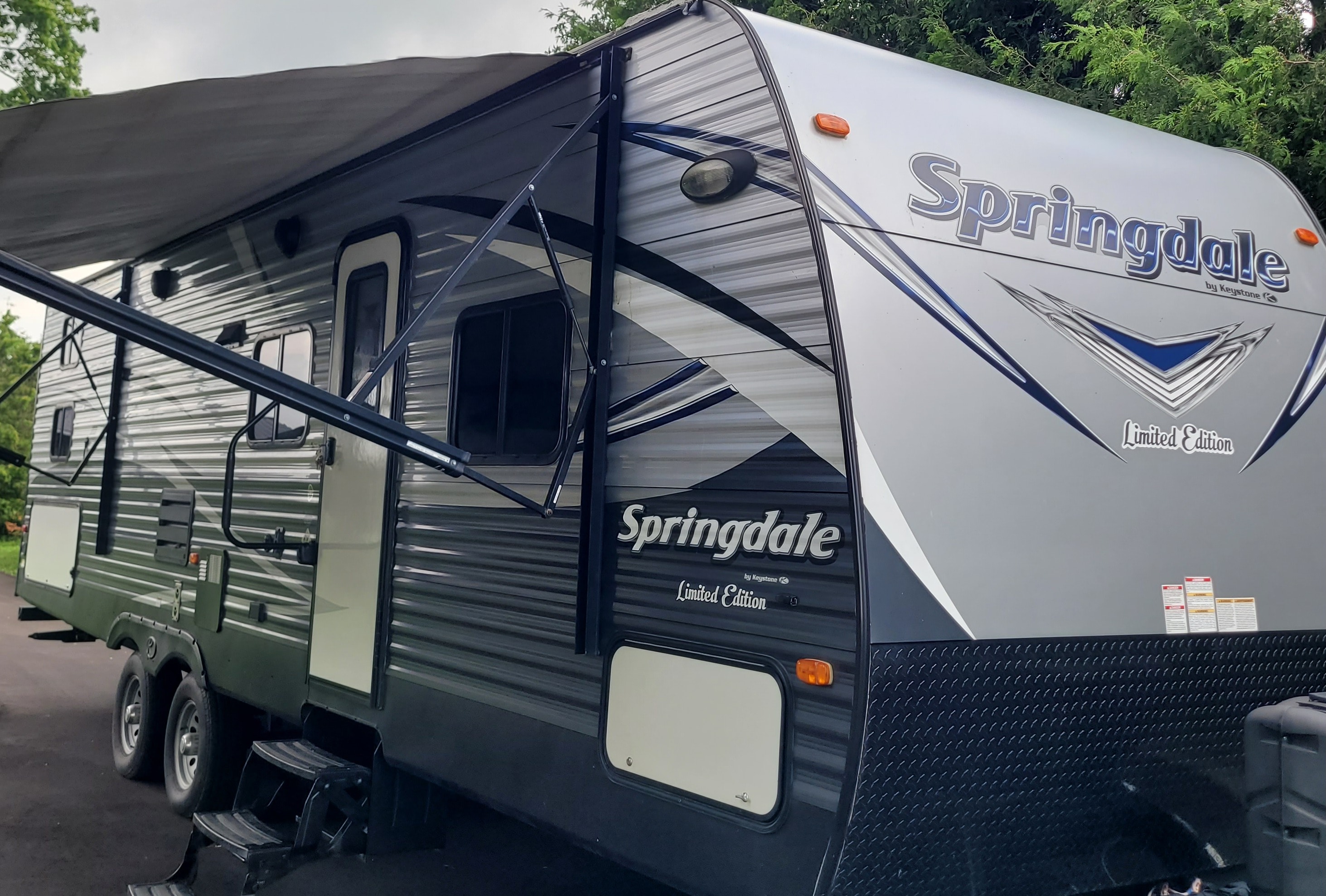 Norfolks Springdale Keystone  SG270LE Travel Trailer