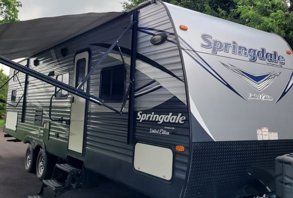 Norfolks Springdale Keystone SG270LE Travel Trailer