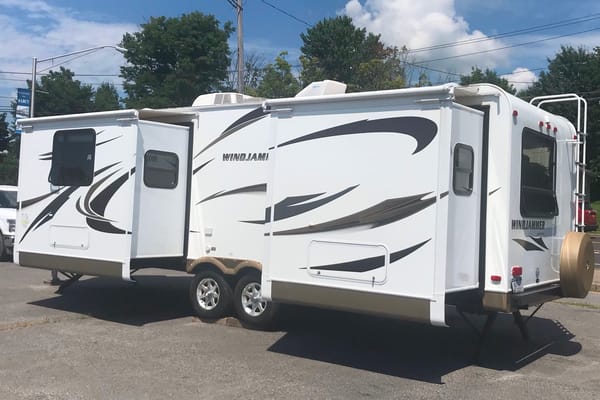 Outstanding Forest River Rockwood 31’ Travel Trailer # 1