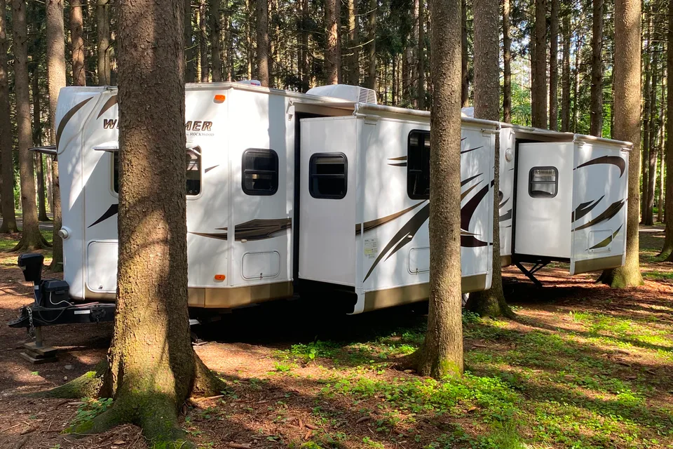 Outstanding Forest River Rockwood 31’ Travel Trailer # 1