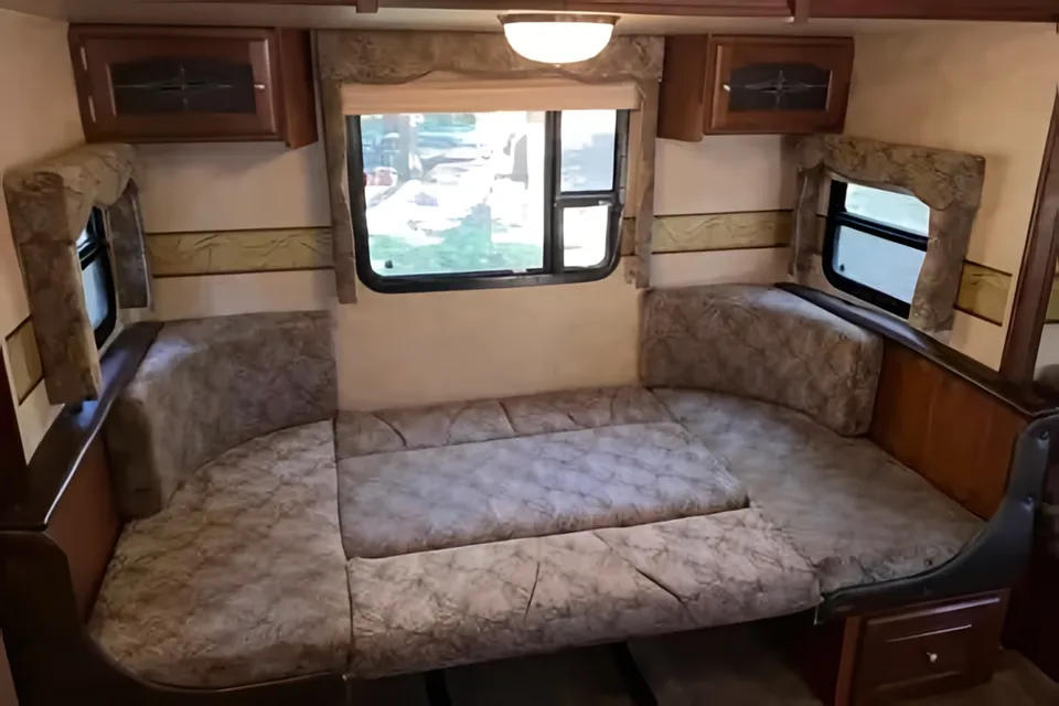 Outstanding Forest River Rockwood 31’ Travel Trailer # 1