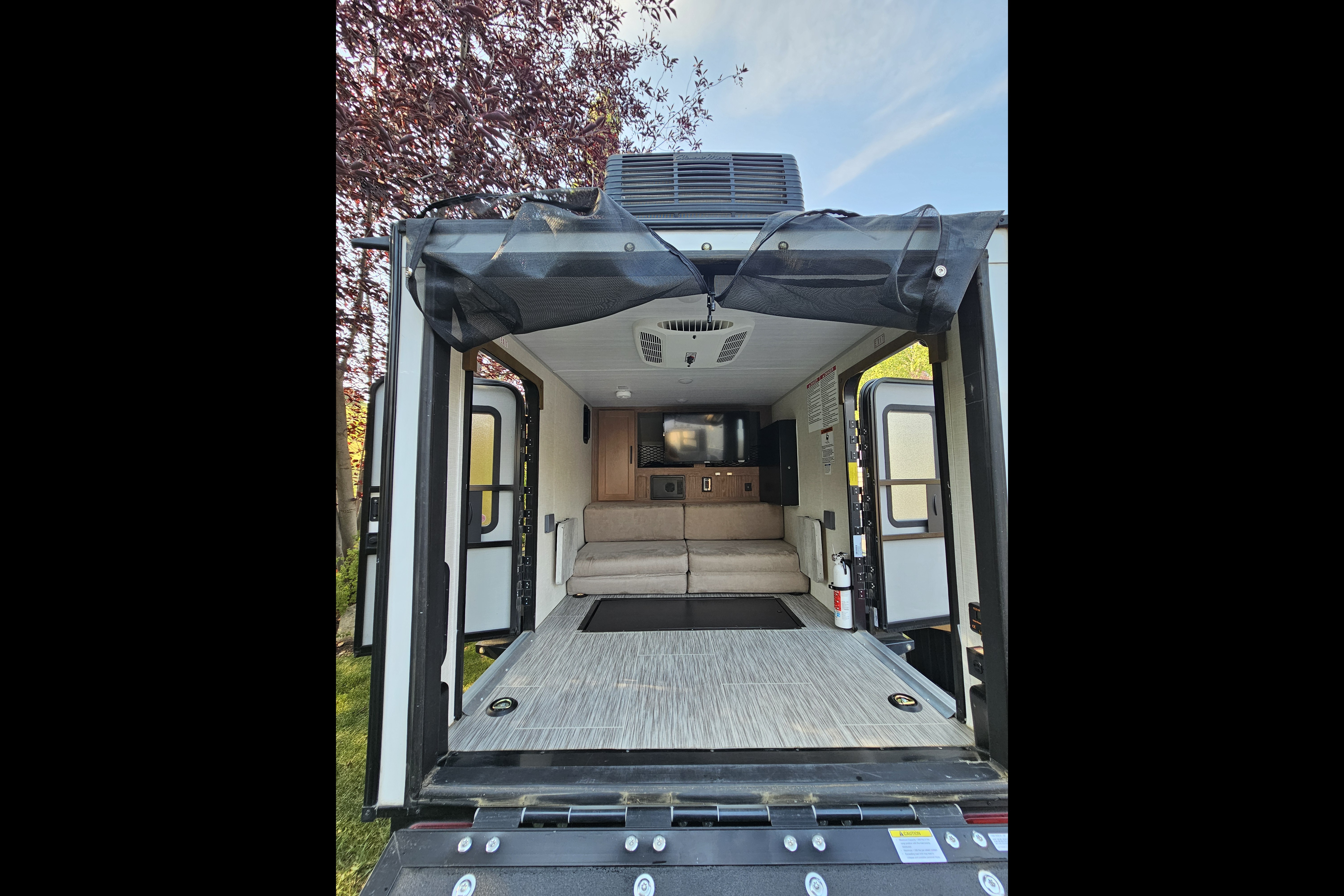 No Boundaries 10.6 Micro Trailer/Toy Hauler