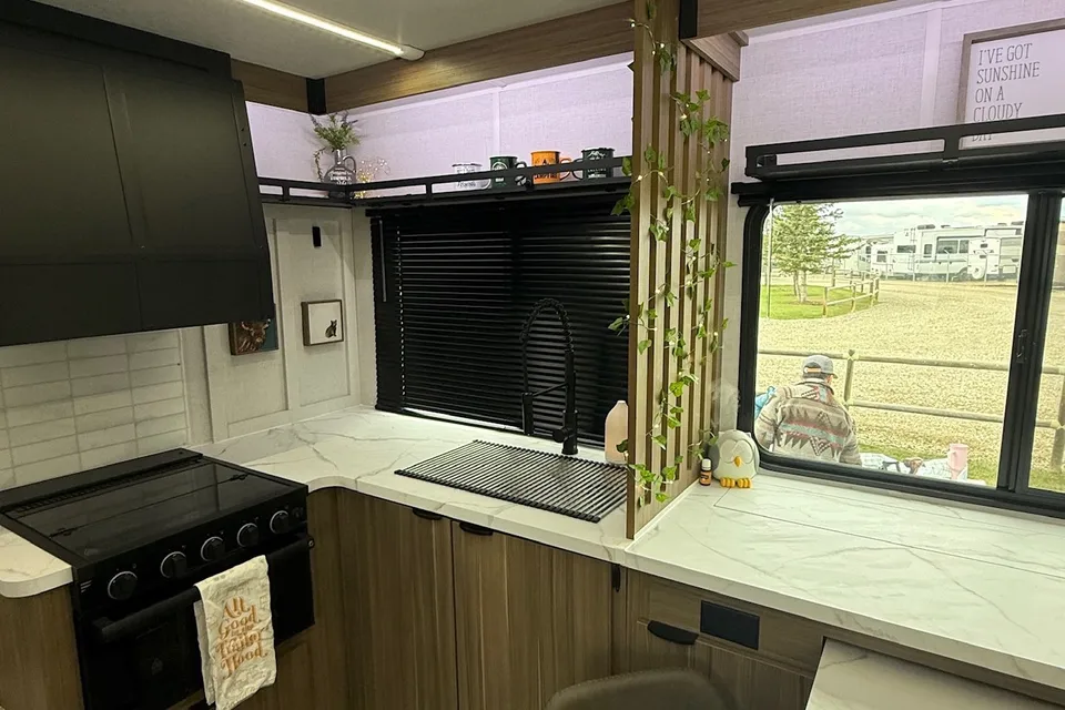 Family-Friendly Bunkhouse Trailer - 2026 Forest River Wildwood 260ICE