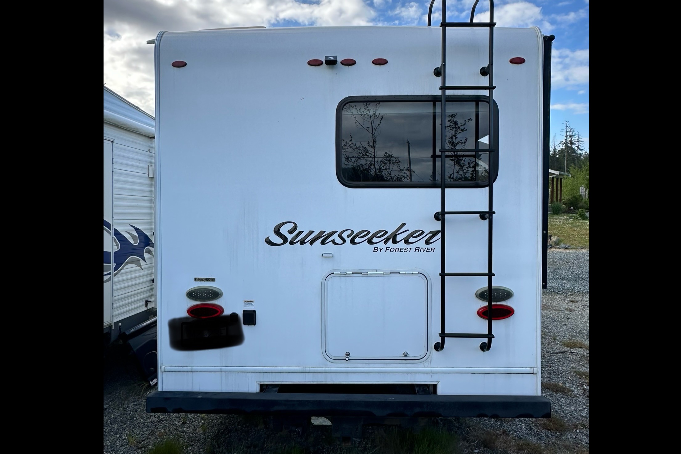 Forest River 2300 Sunseeker Class C