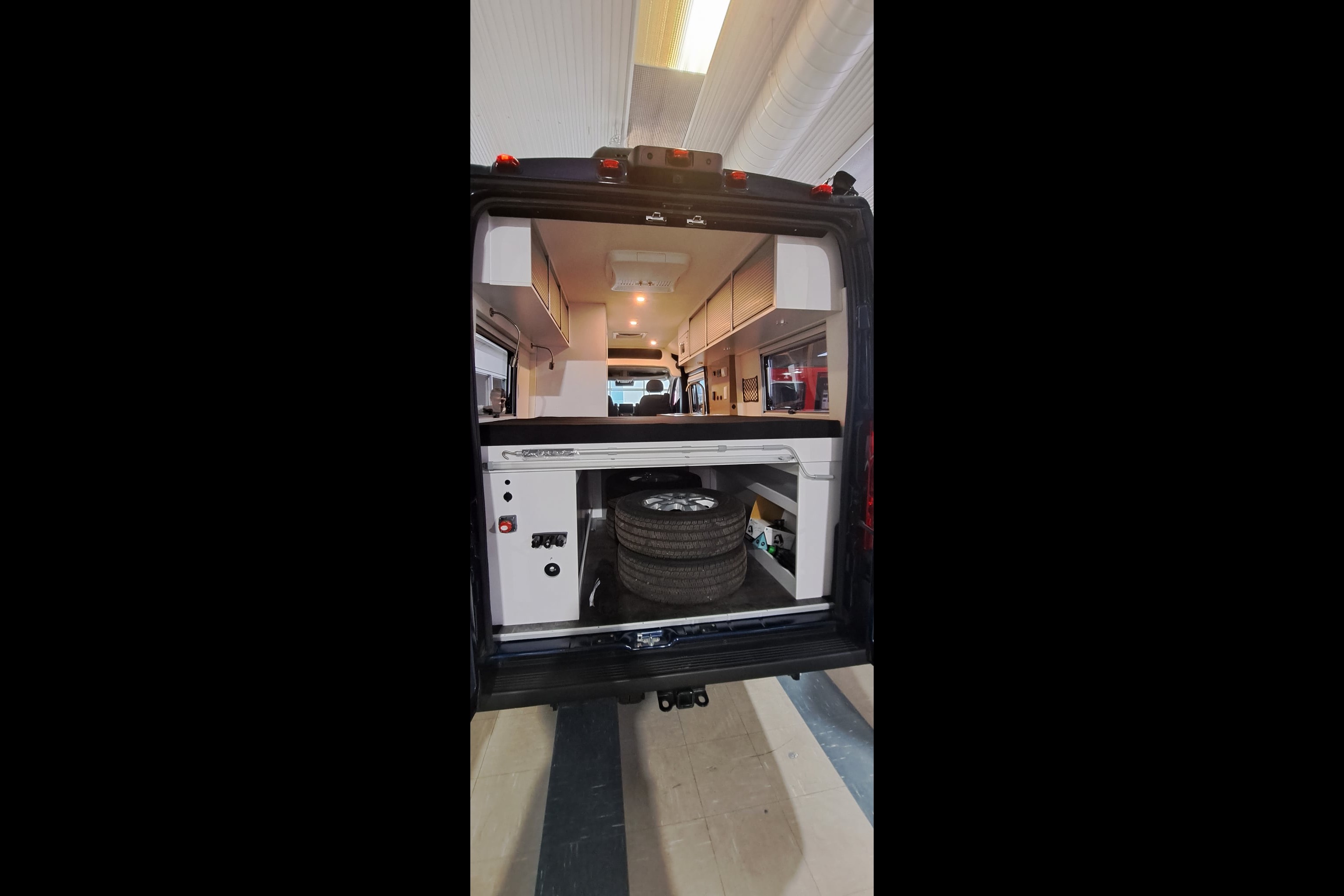VanExplore
