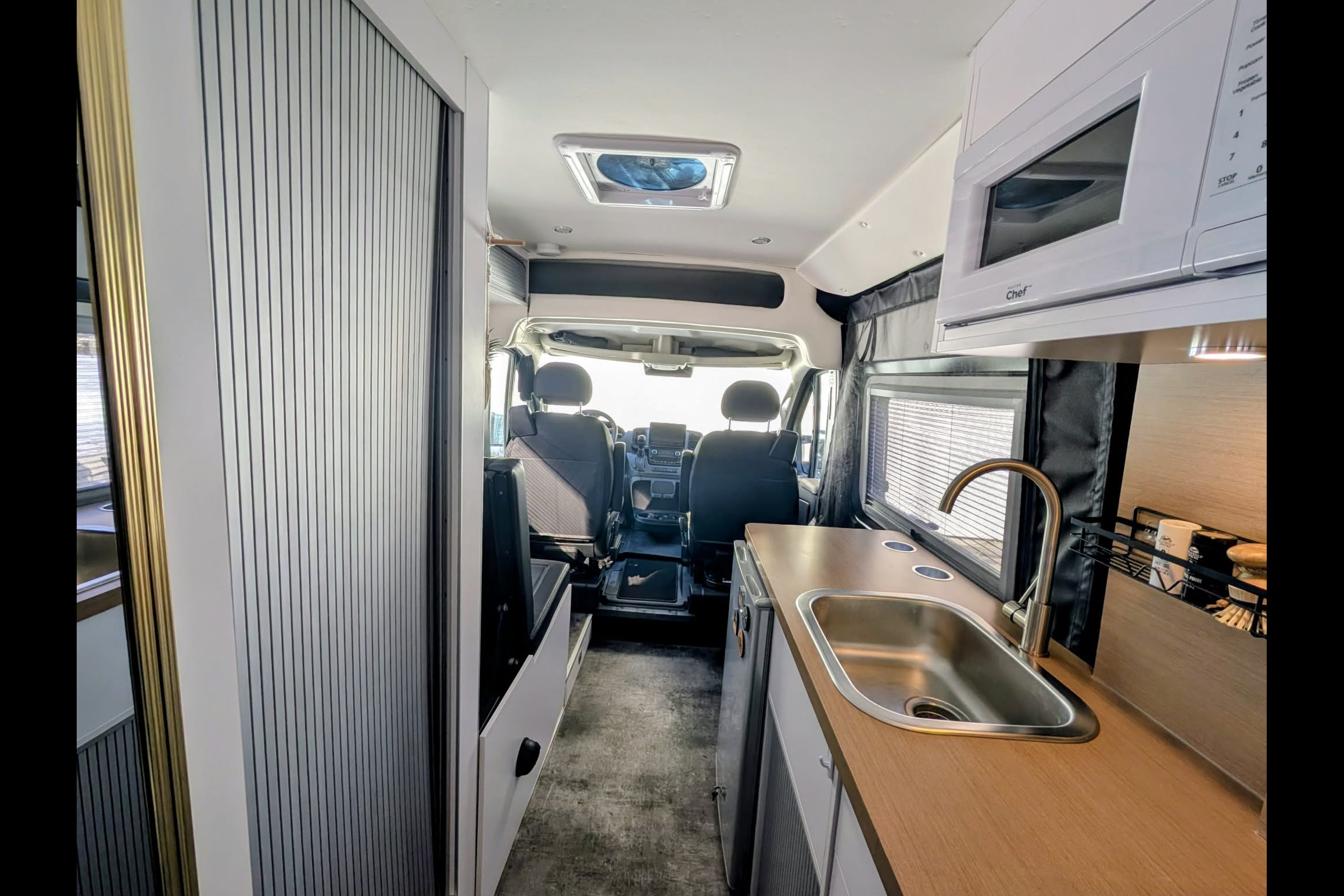 VanExplore