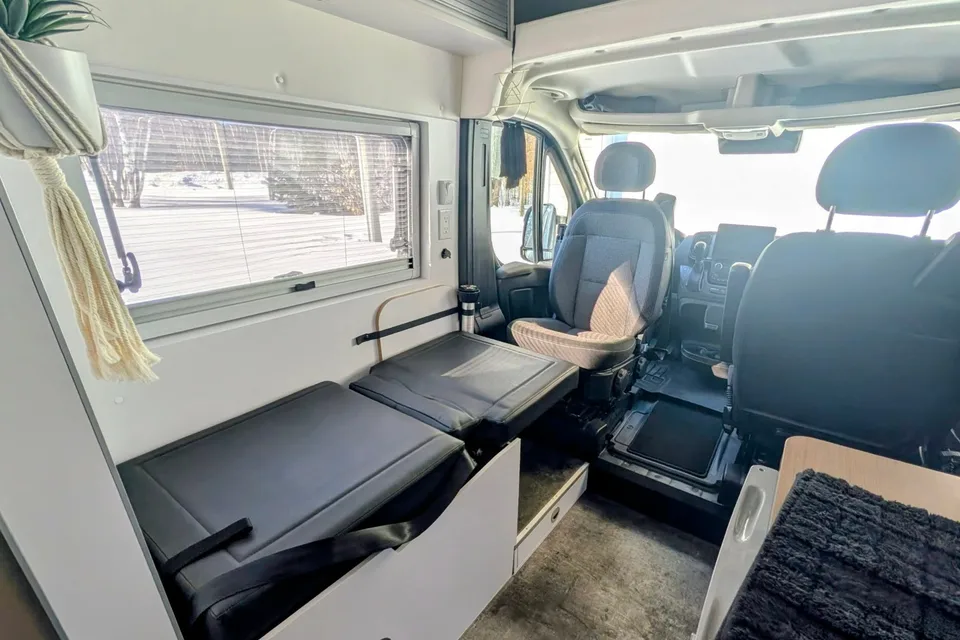 VanExplore
