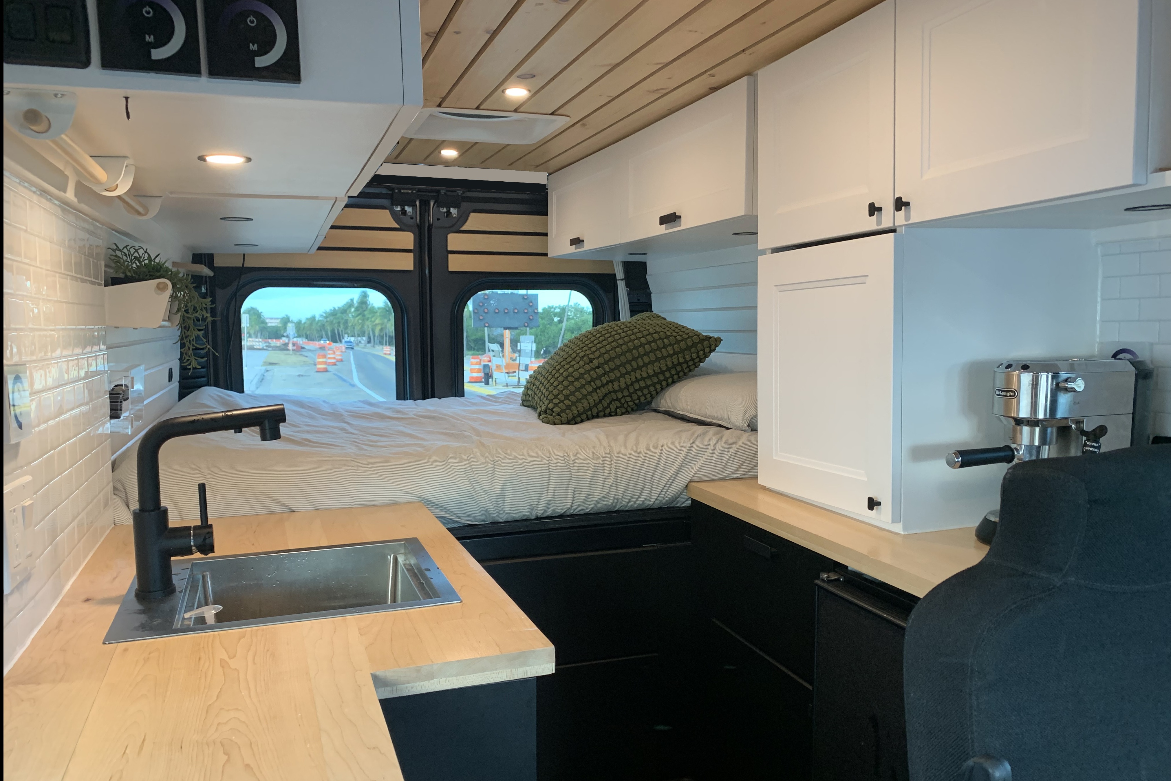 Van Love