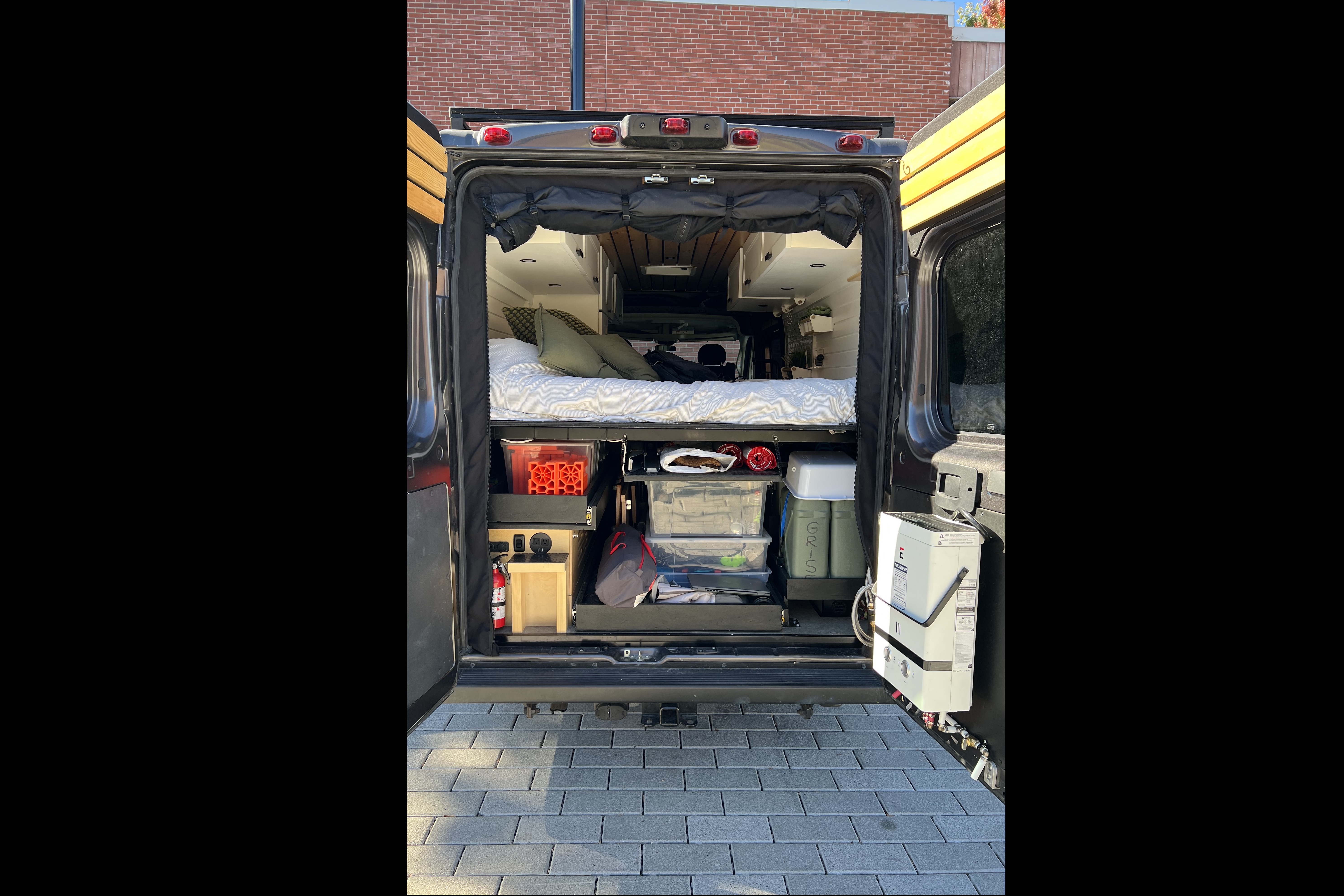 Van Love