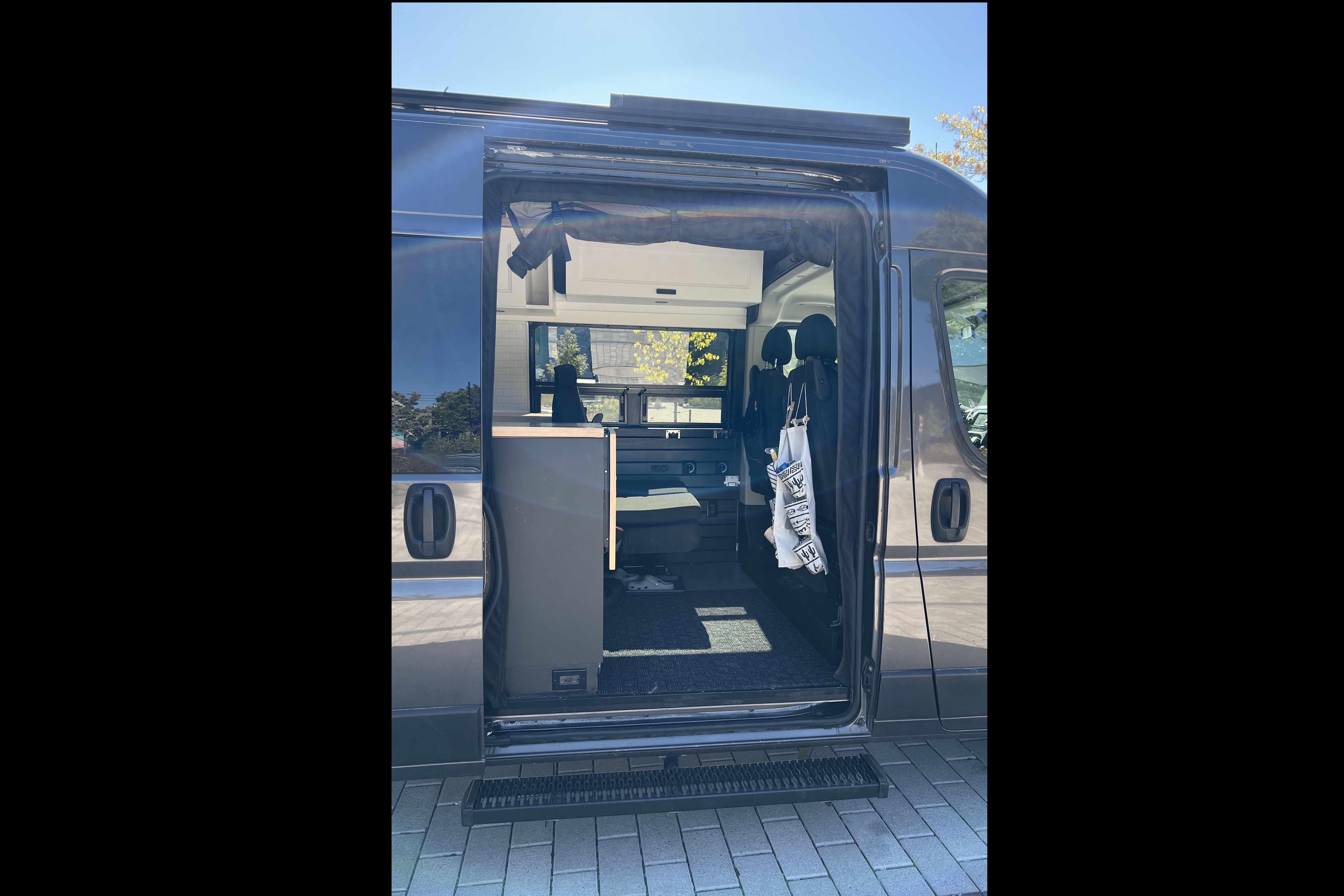 Van Love