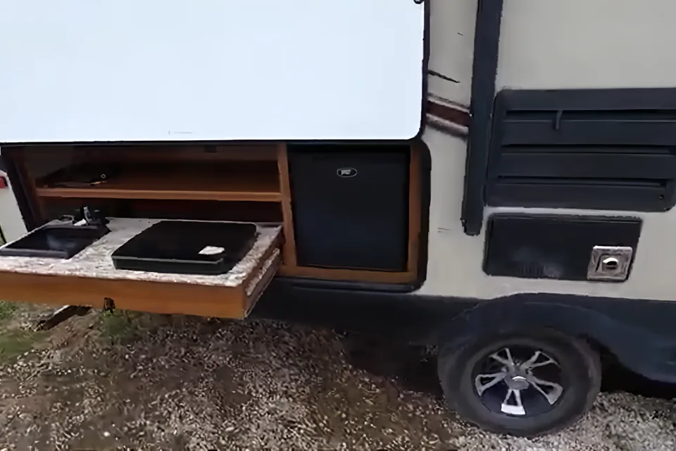 Leena's Forest River 244air Travel Trailer