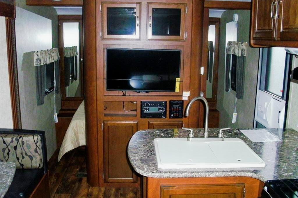  Keystone 24BHS Travel Trailer