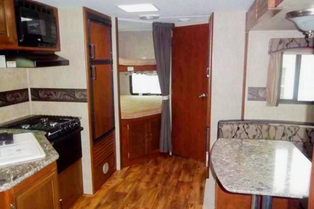  Keystone 24BHS Travel Trailer