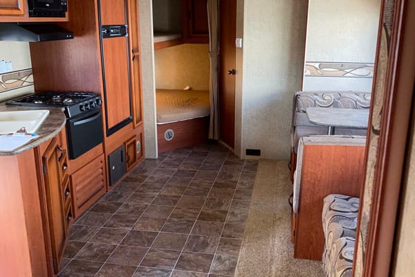 Hilary the 2nd - Clean 28’ Travel Trailer