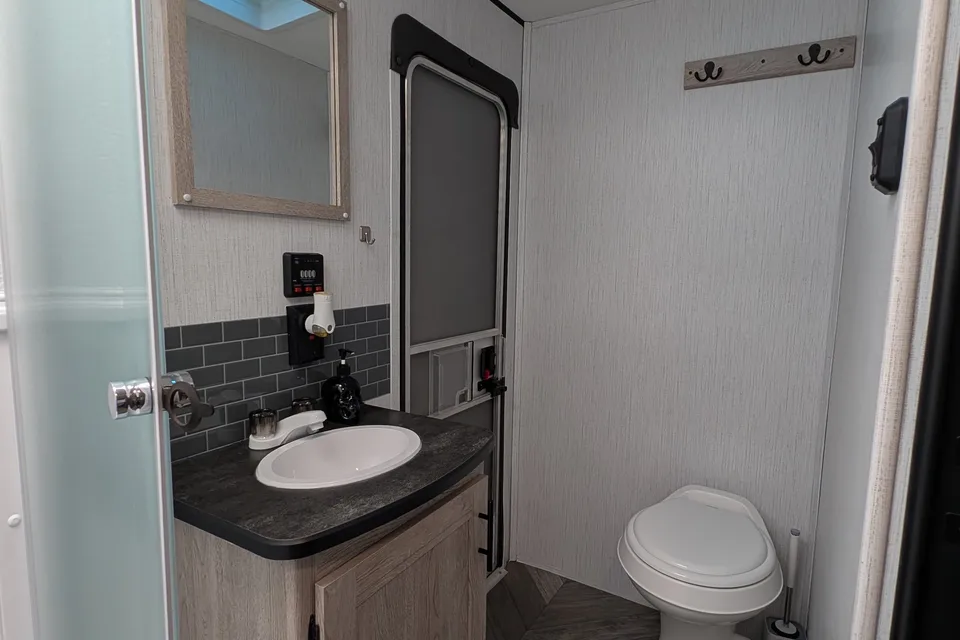 Heartland Prowler 320bh Travel Trailer