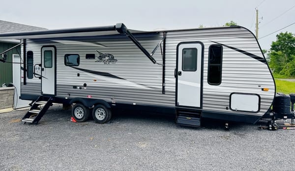2021 26ft Travel Trailer