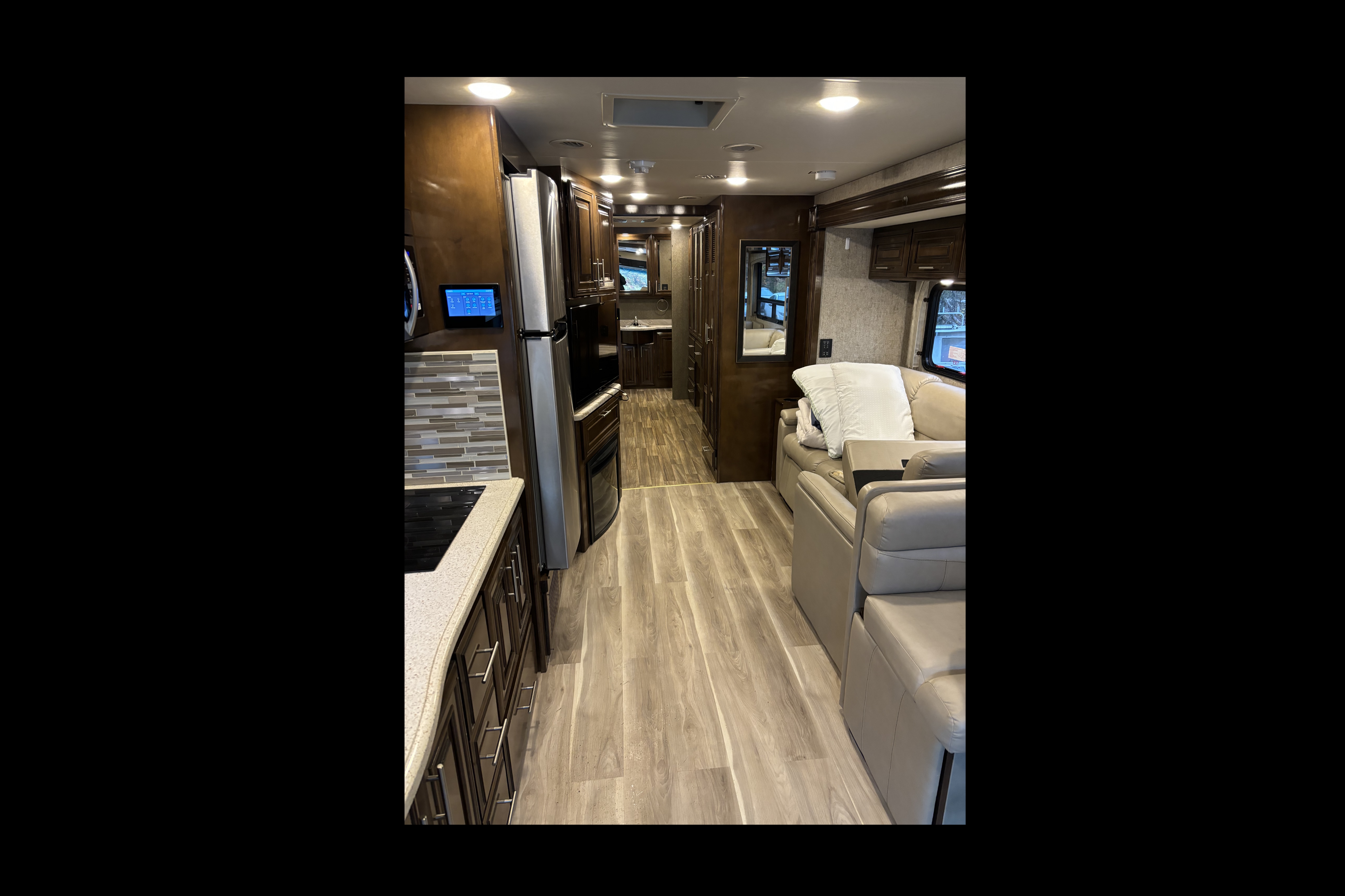 Jim's Thor Motor Coach Mirimar Class A