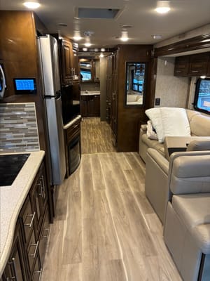Jim's Thor Motor Coach Mirimar Class A