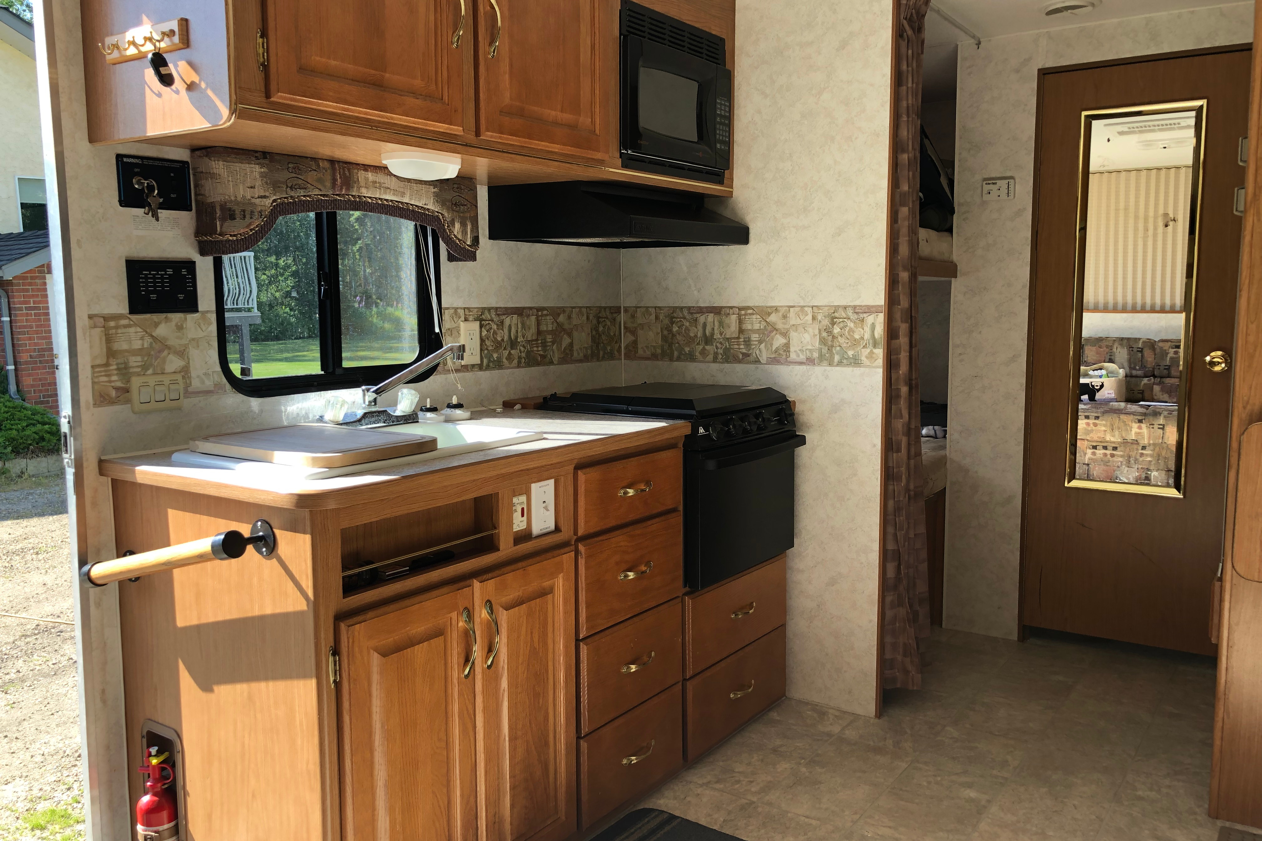 Bret's Triple E Topaz Fifth Wheel