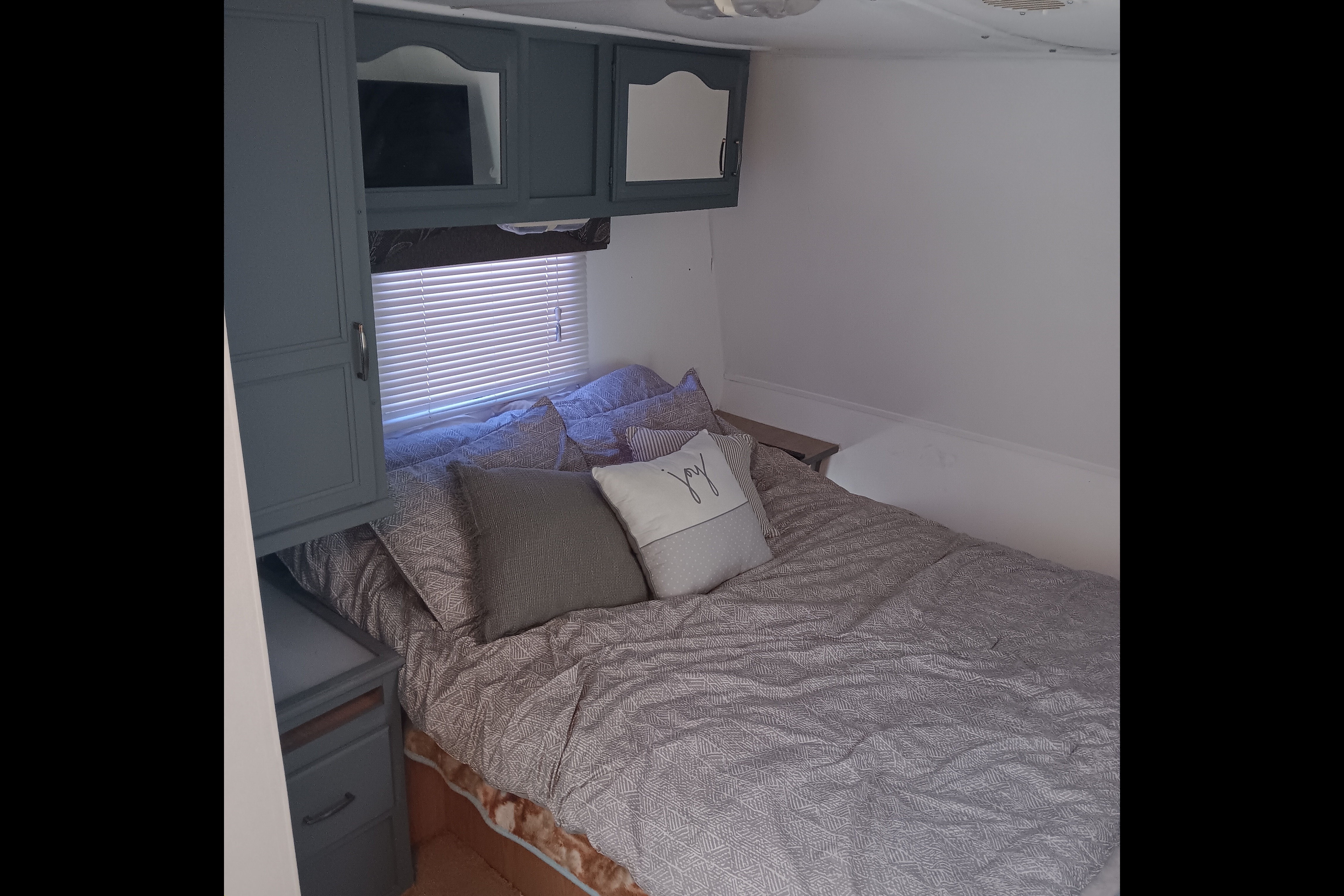 Sha-she-sha the Cozy Camper