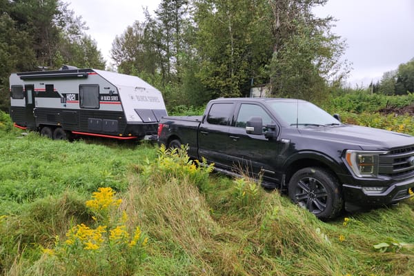 Caravane de voyage tout-terrain Blackseries HQ21 2023/Blackseries HQ21 2023 Off-Road Travel Trailer