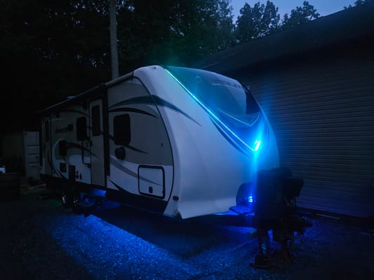 Christian's Dutchman Aerolite 242bhsl Travel Trailer