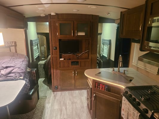 Christian's Dutchman Aerolite 242bhsl Travel Trailer