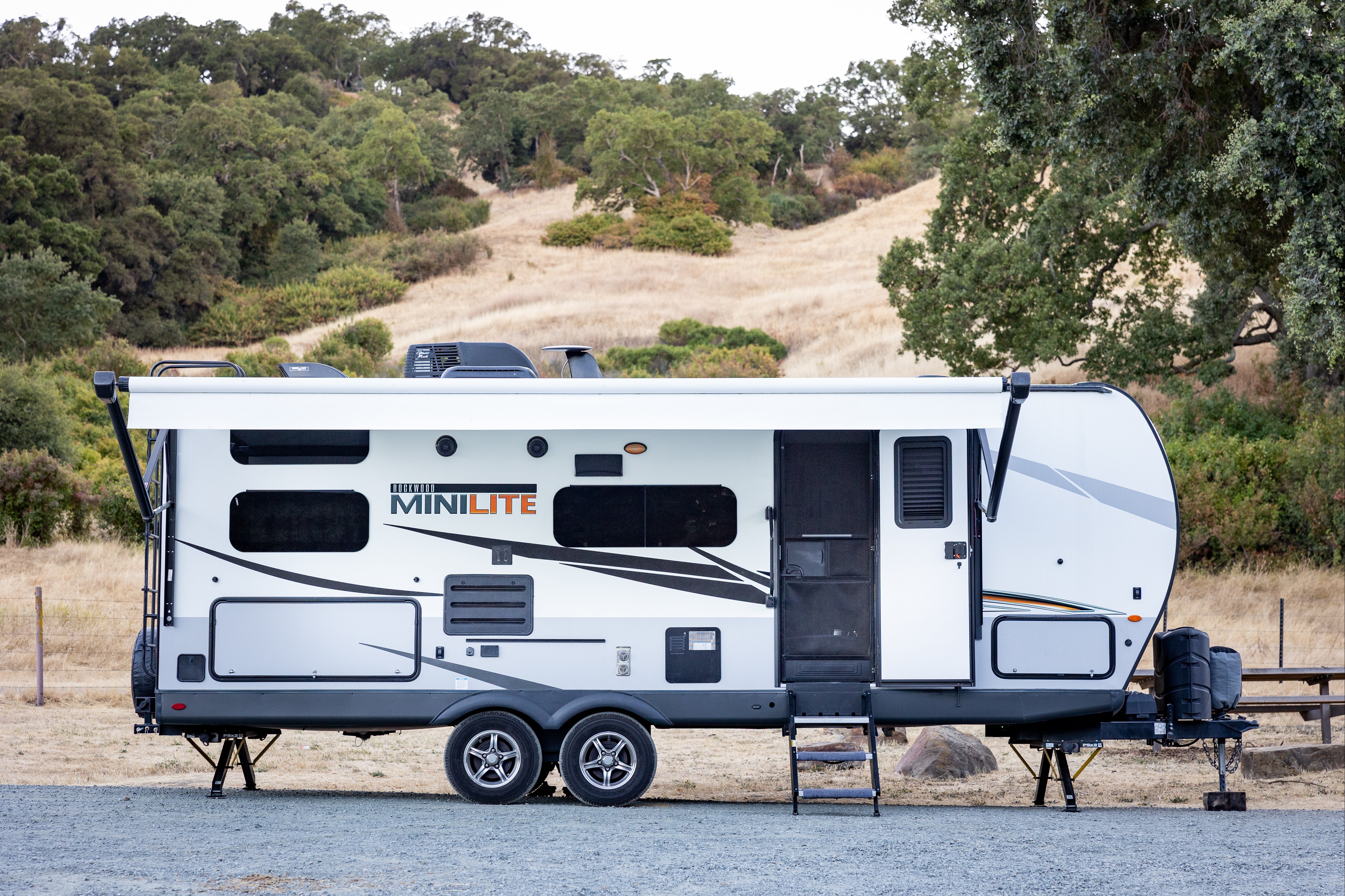 "Rocky" Forest River Rockwood Mini Lite 2509S Travel Trailer