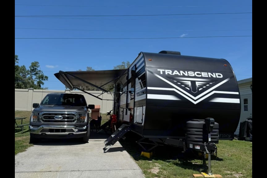Clean & Comfortable 265BTH Camper