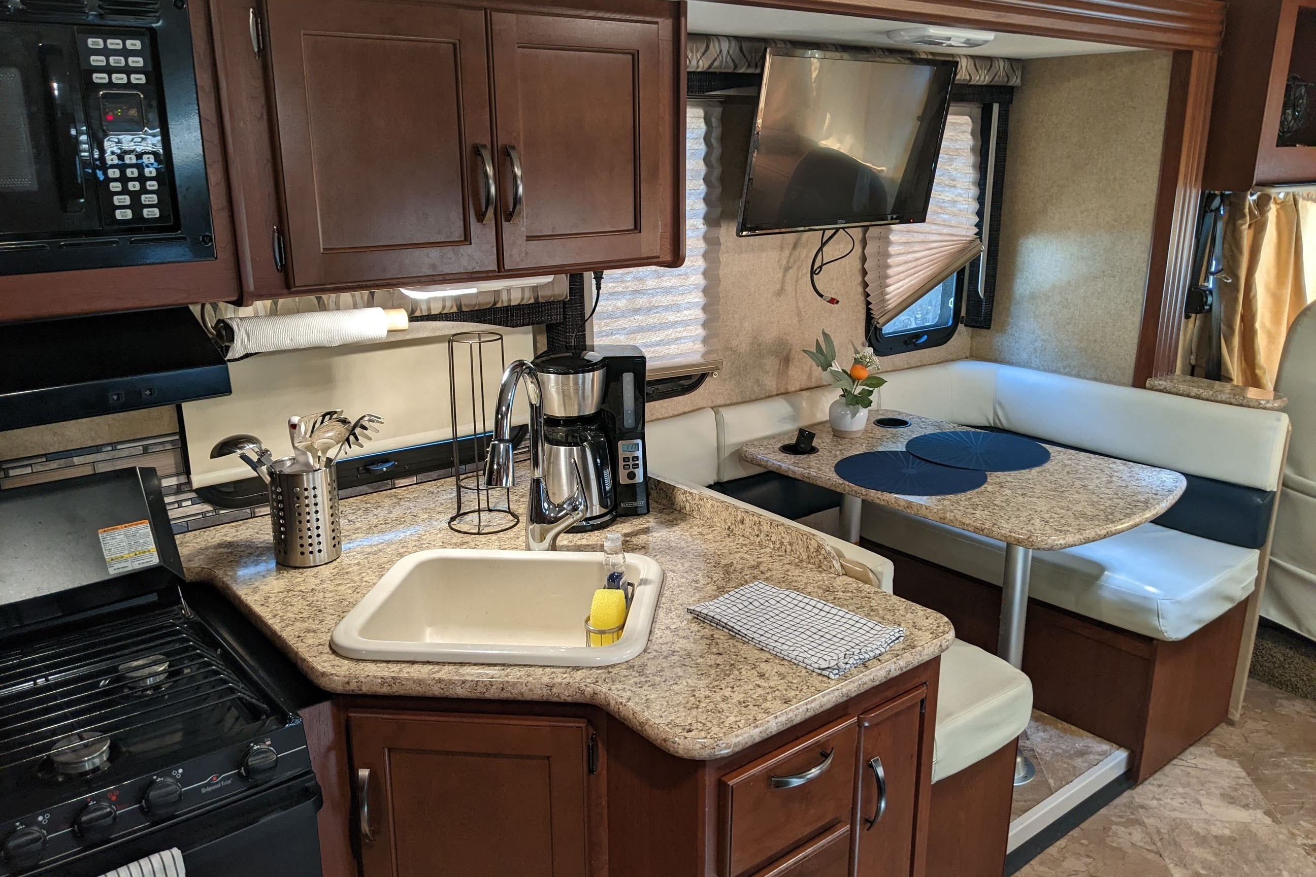 Upscale and Remodeled Thor Motor Coach ACE 30.2 Class A