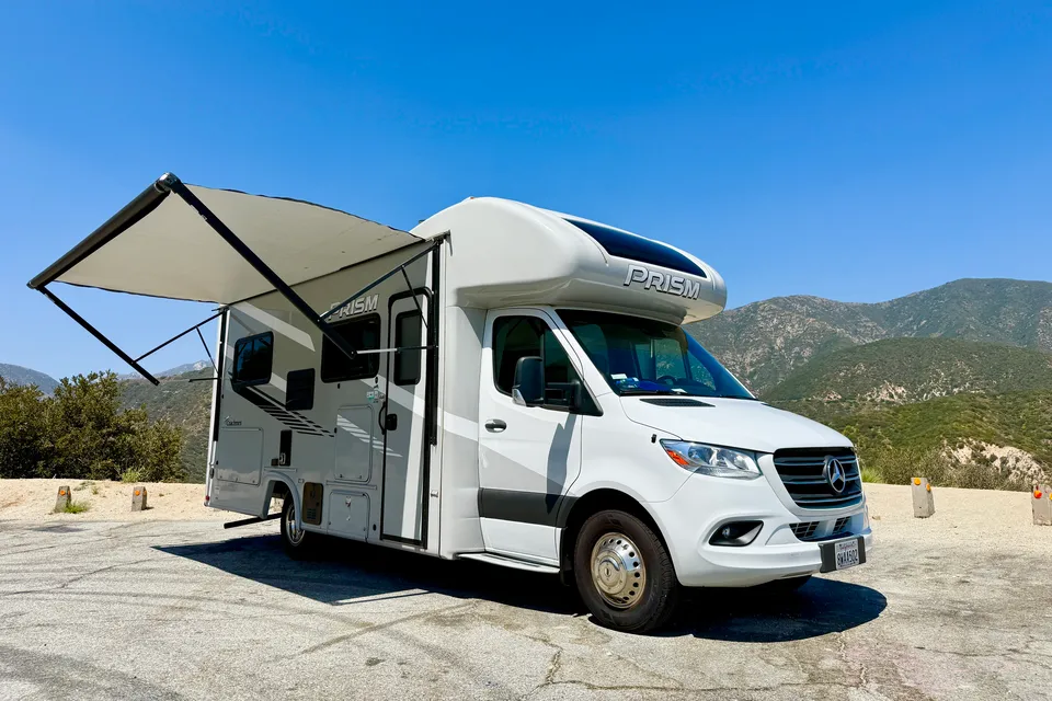 Mercedes Coachmen Prism Select 24CB