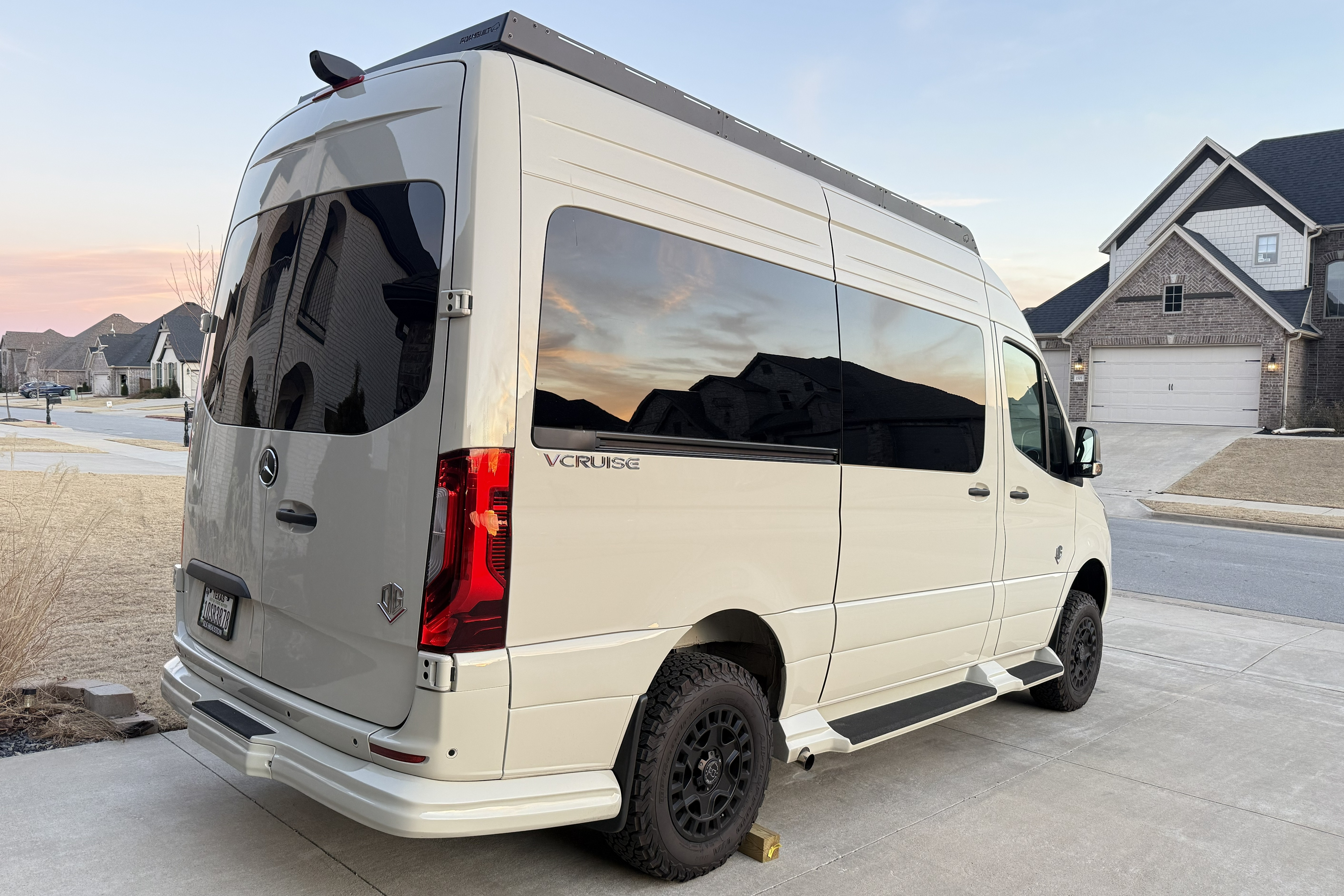 8 seater OGV V-Cruiser Class B