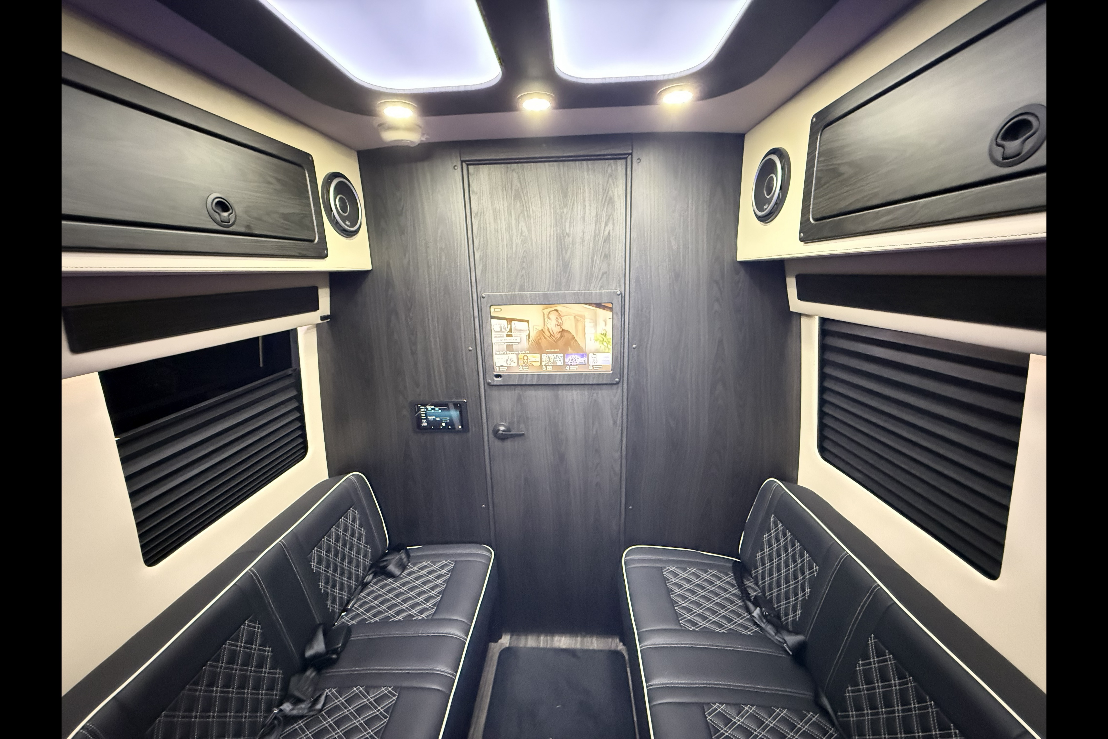 8 seater OGV V-Cruiser Class B