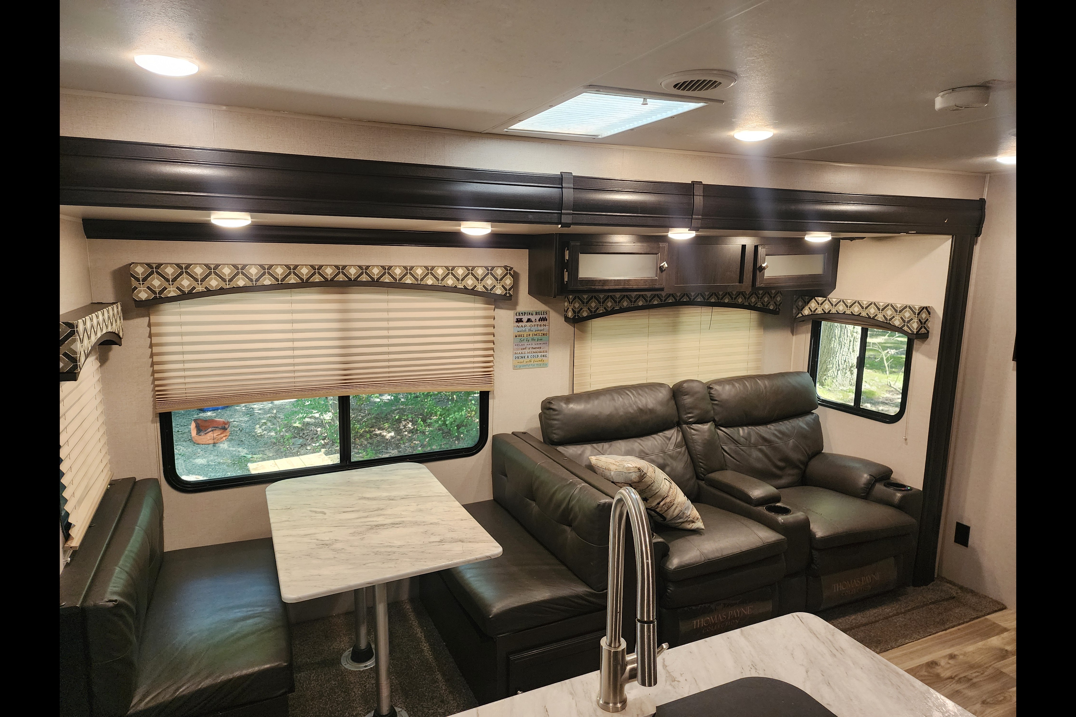 Ray Rays Travel Trailer with outdoor kitchen and bunk room