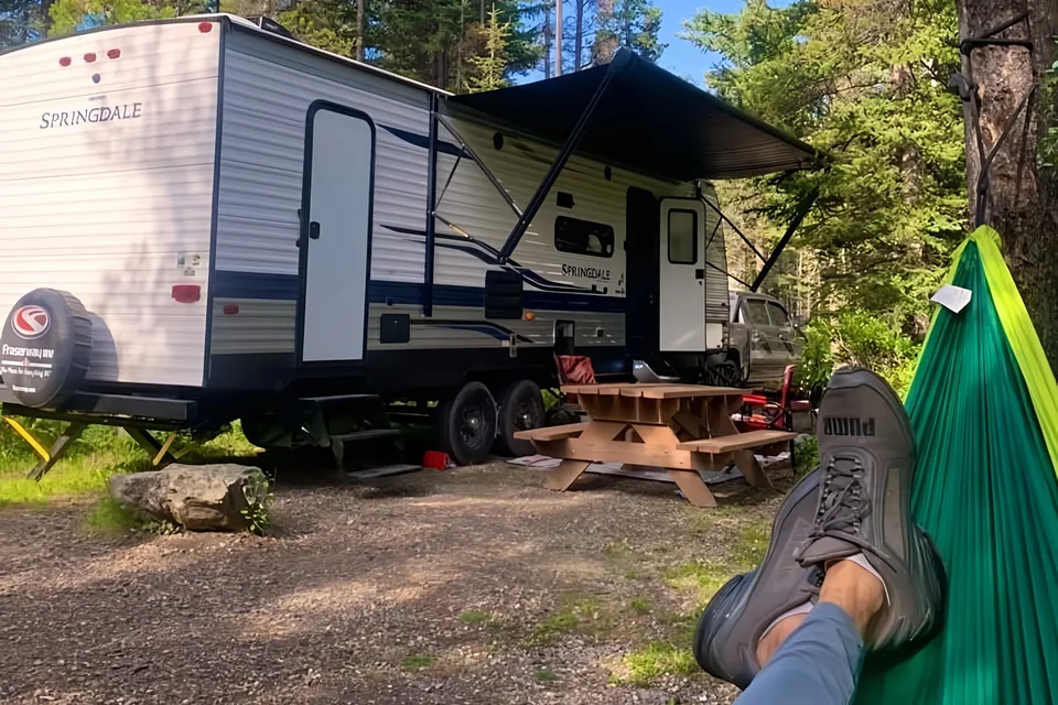 Freddy's Keystone Springdale 282BH Travel Trailer