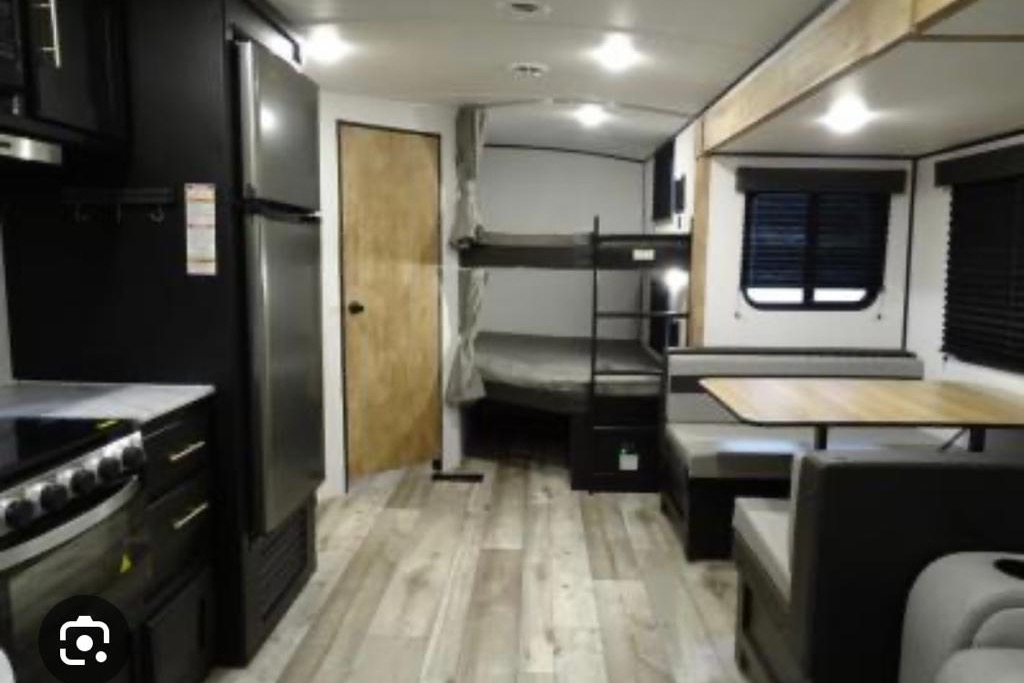 Freddy's Keystone Springdale 282BH Travel Trailer
