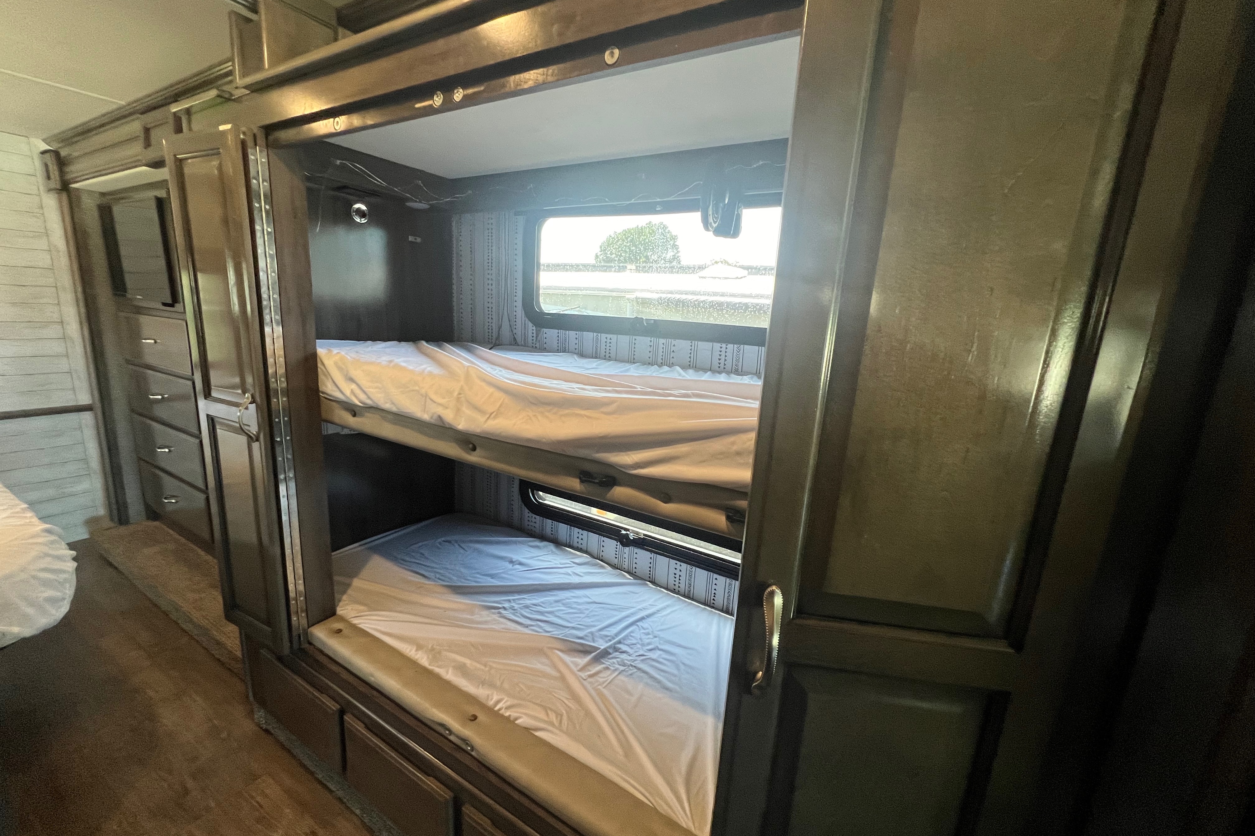 Fleetwood Bounder 36D Class A