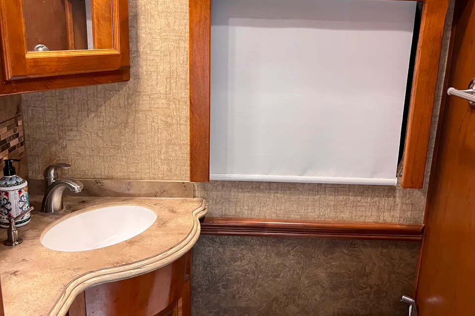 Tiffin Phaeton Luxury Motor Coach