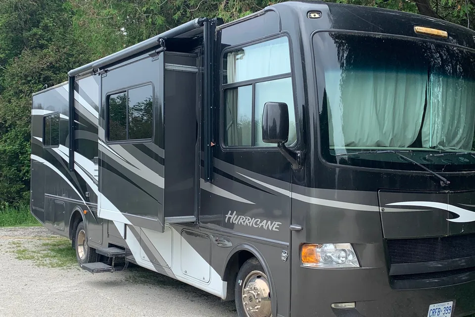 KAREN's Thor Motor Coach Hurricane Class A