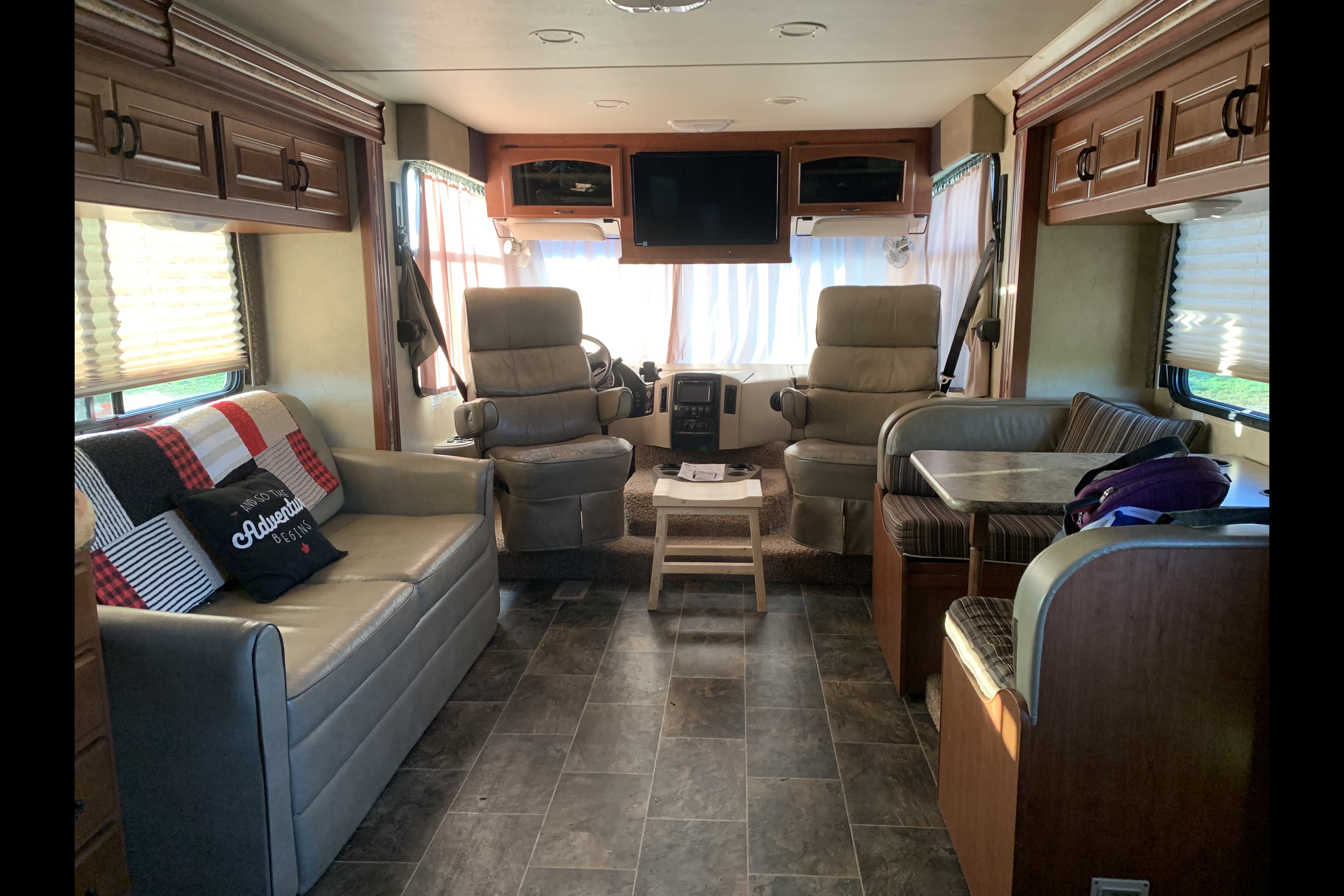 KAREN's Thor Motor Coach Hurricane Class A