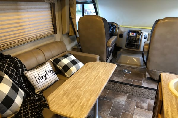 Memory Builder Thor Motor Coach Vegas Class A 25.2