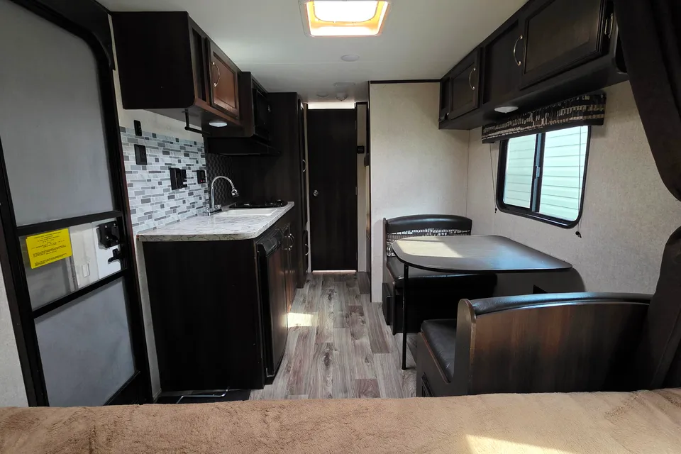 Fam Jam Jayco Jay flight SLX 174BH