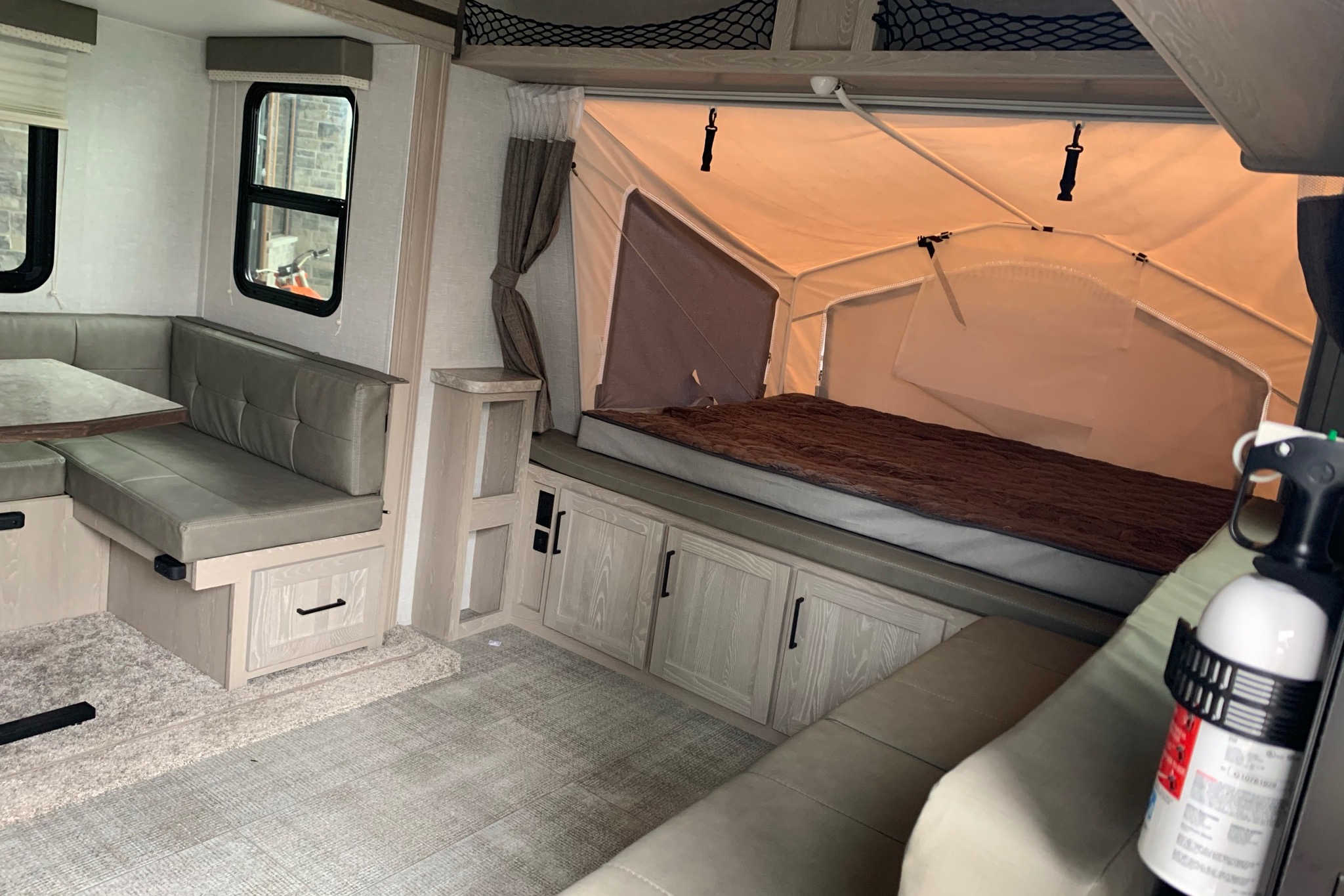 Rockwood Roo 233S Hybrid