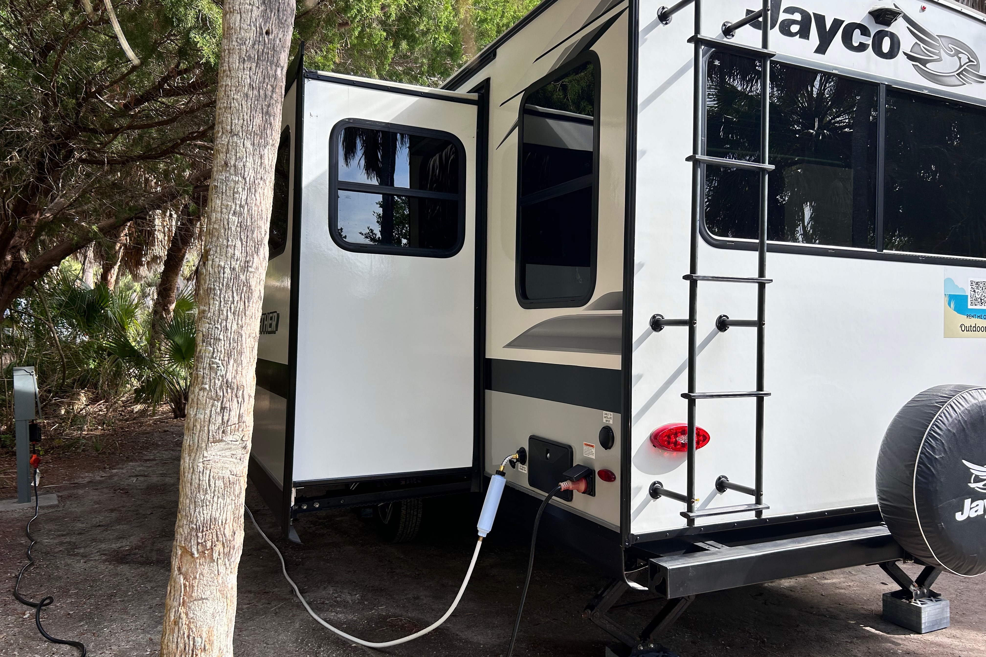 Reynolds' Rolling Resort Pet Friendly Travel Trailer