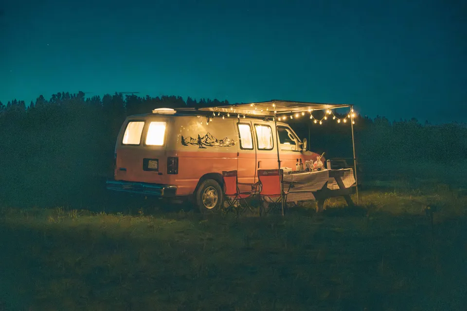 Ford E250 Campervan
